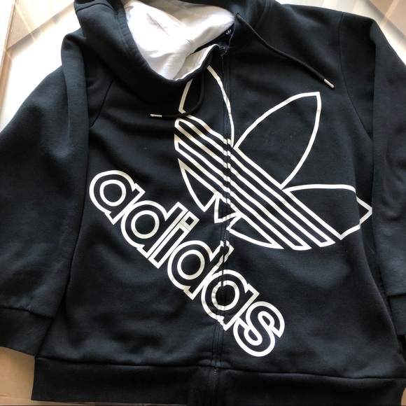 Adidas - Picture 7 of 8